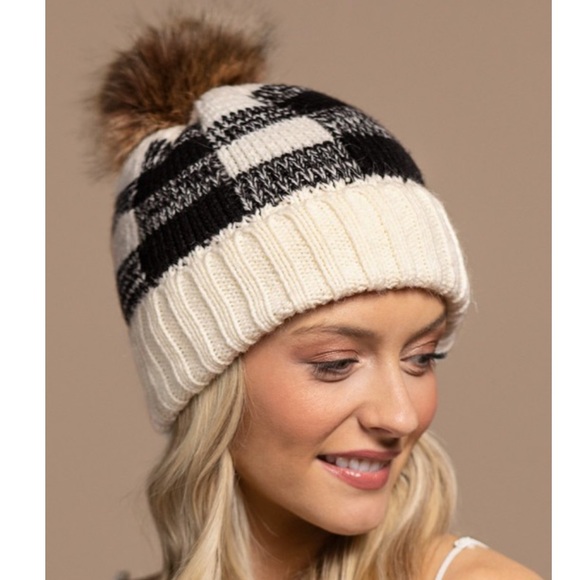 Buffalo Plaid Soft Faux Fur Lined Pom Pom Hat Black & White One Size - Picture 3 of 4